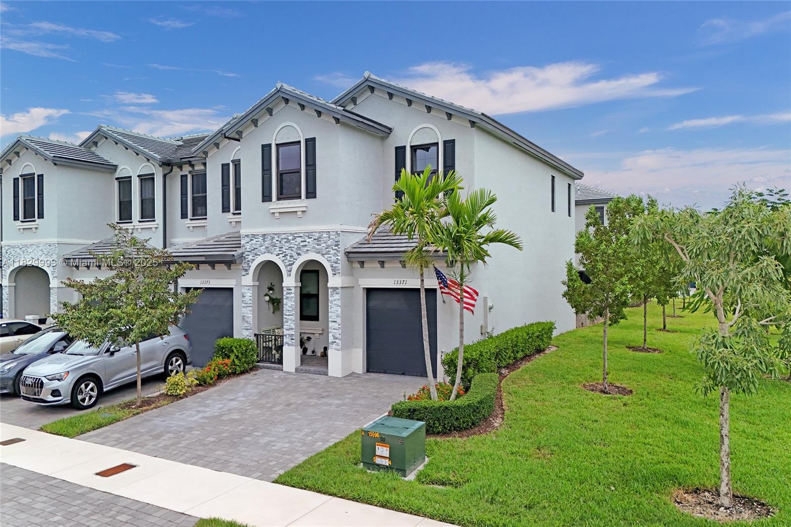 SELLER CAN ASSIST WITH BUYERS CLOSING COSTS!! Welcome to this beautiful newer construction townhome! Largest corner lot in the community. 1,820 sqft provides a spacious & comfortable 4/2.5 lay out. Impact windows & doors. Smart home with ring security system. Brand-new luxury vinyl floors on the 1st floor. As you walk in, you are greeted by the impressive high ceilings & formal living room. The kitchen is equipped with gorgeous stainless-steel appliances. Dining/family room adjacent to each other to create delightful family memories. Fenced in backyard. 1 car garage for vehicle/storage. Space in front of the home for 2 other cars. Come tour this gem before it's gone! PLEASE NOTE there is 2nd loan for impact windows/doors that will be paid at closing & will bring taxes down to $6,059.