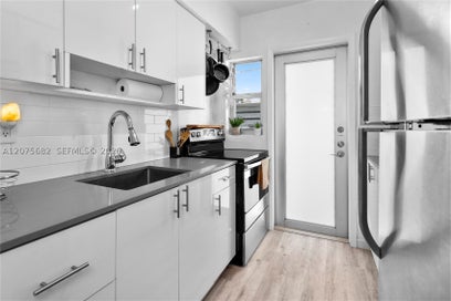 641 Espanola Way 24 Miami Beach FL 33139