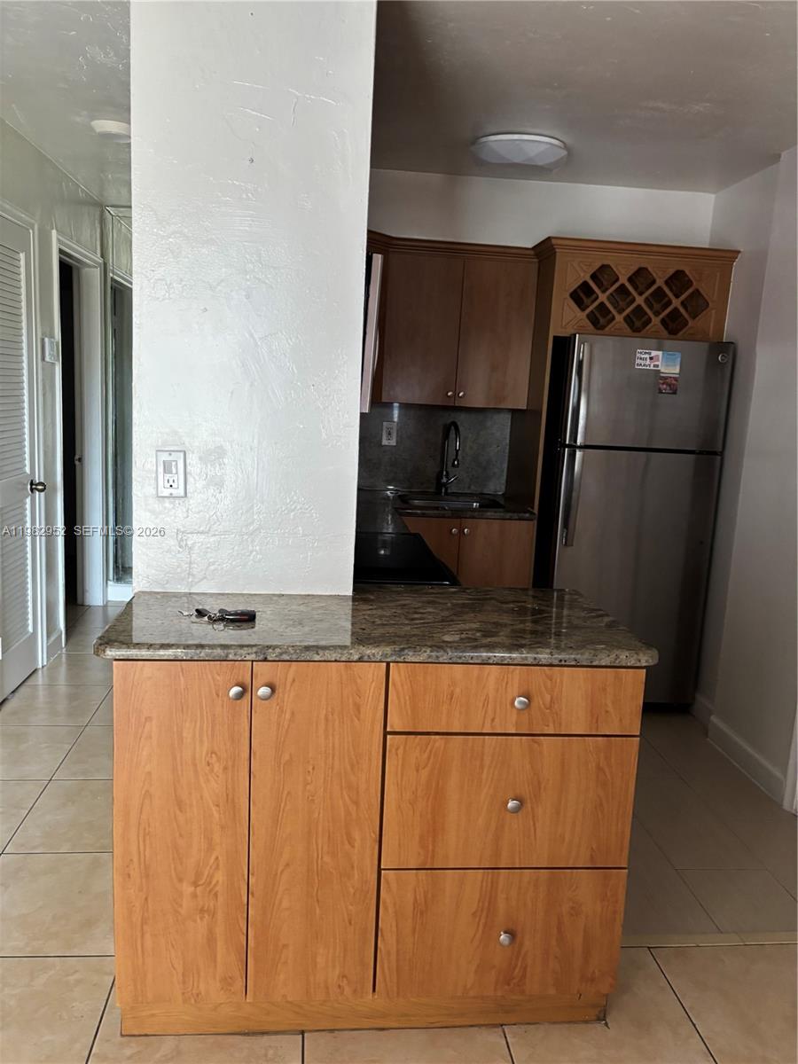 CASA GRANADA CONDO - Residential Lease