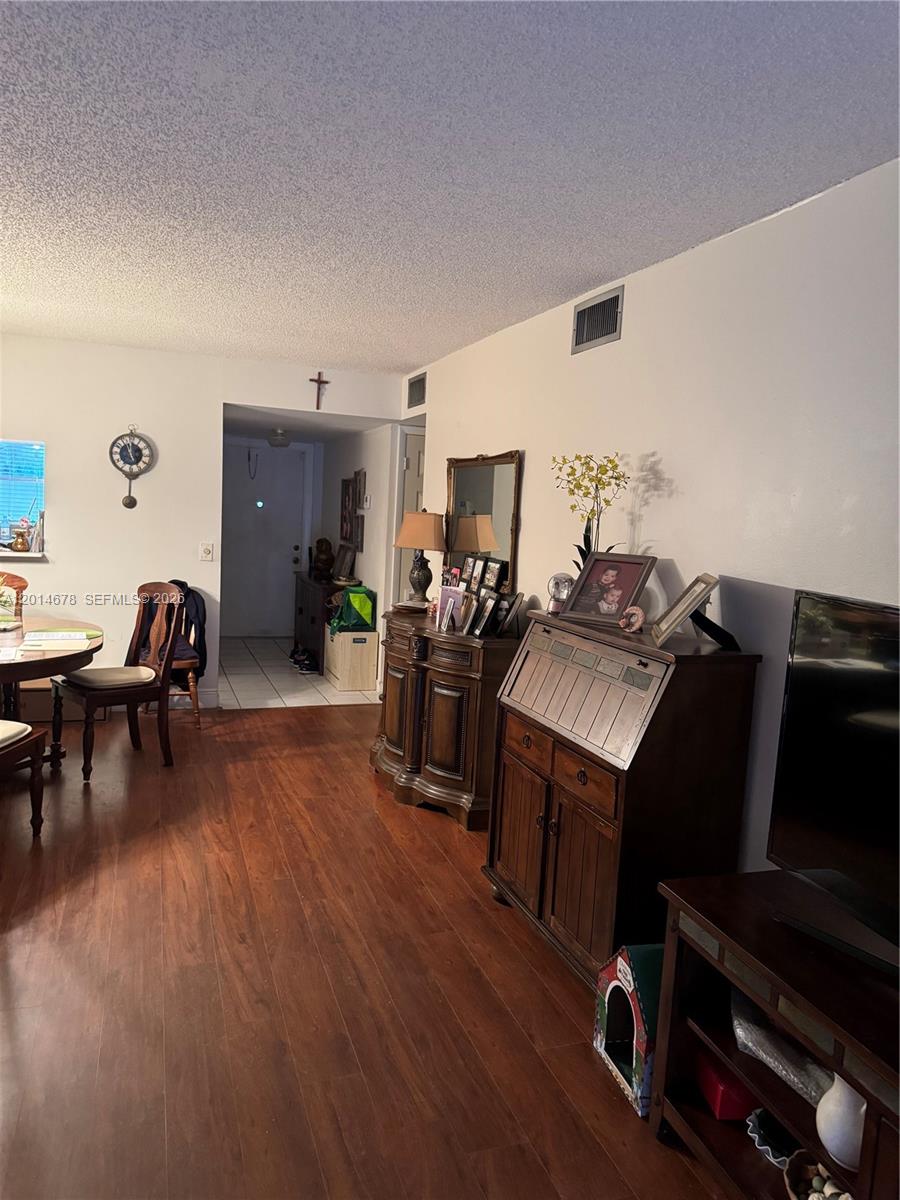 SUNRISE LAKES 150 CONDO - Residential
