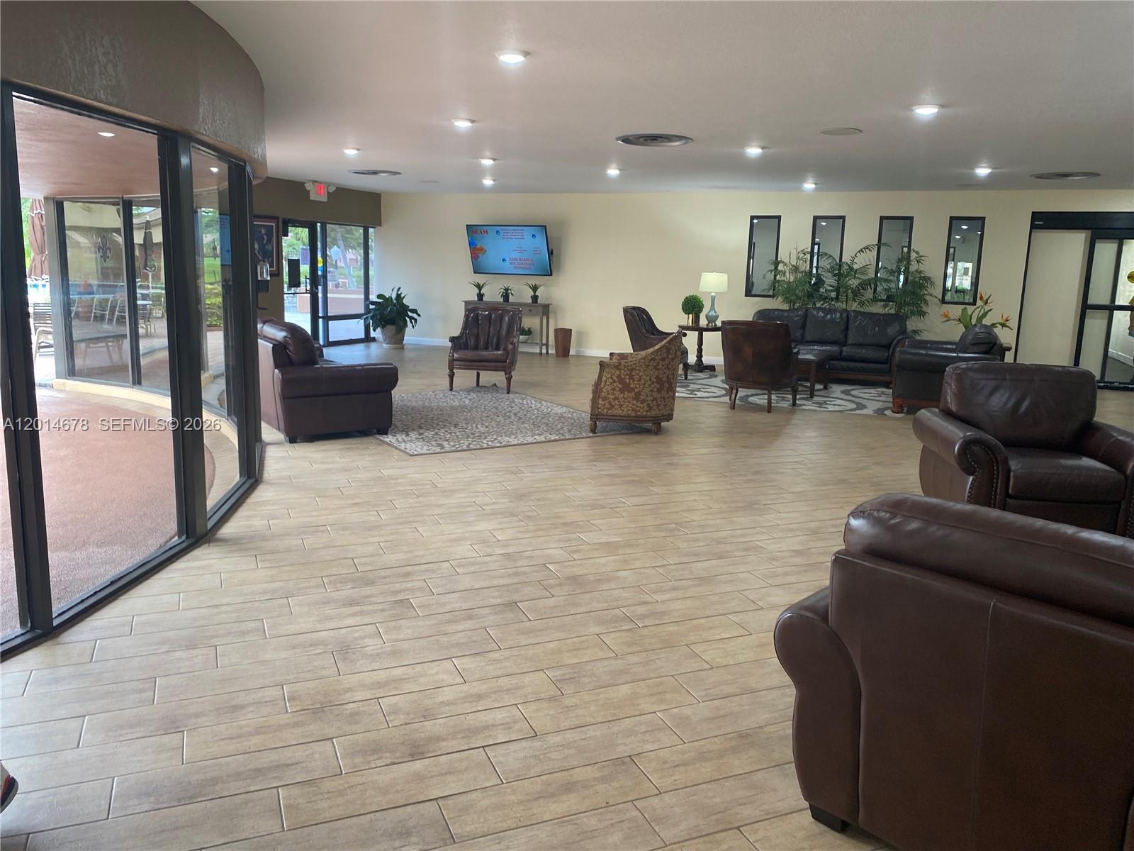 SUNRISE LAKES 150 CONDO - Residential