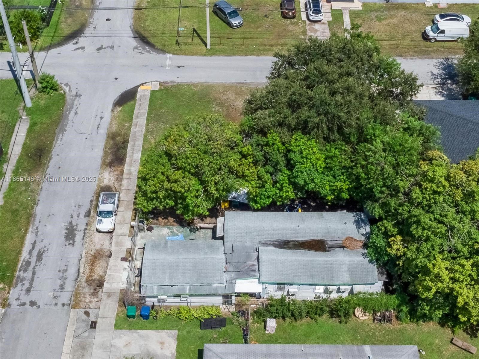 PARA VILLA HEIGHTS - Residential