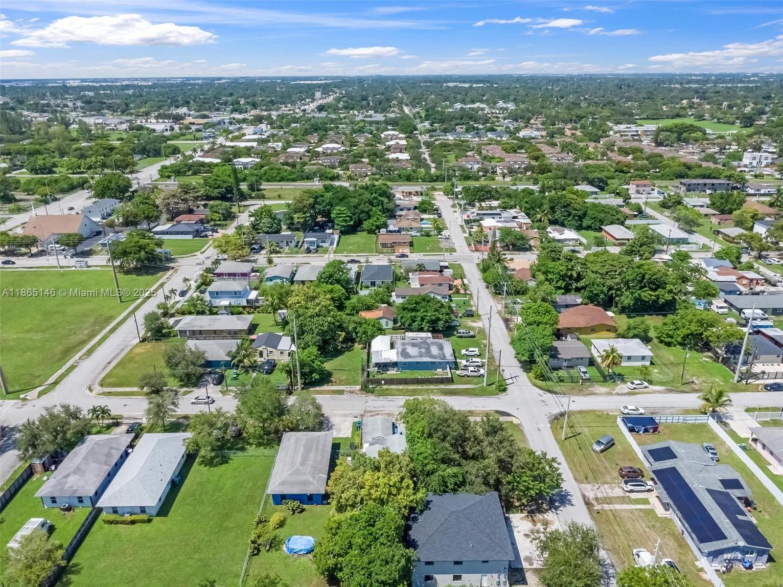 PARA VILLA HEIGHTS - Residential