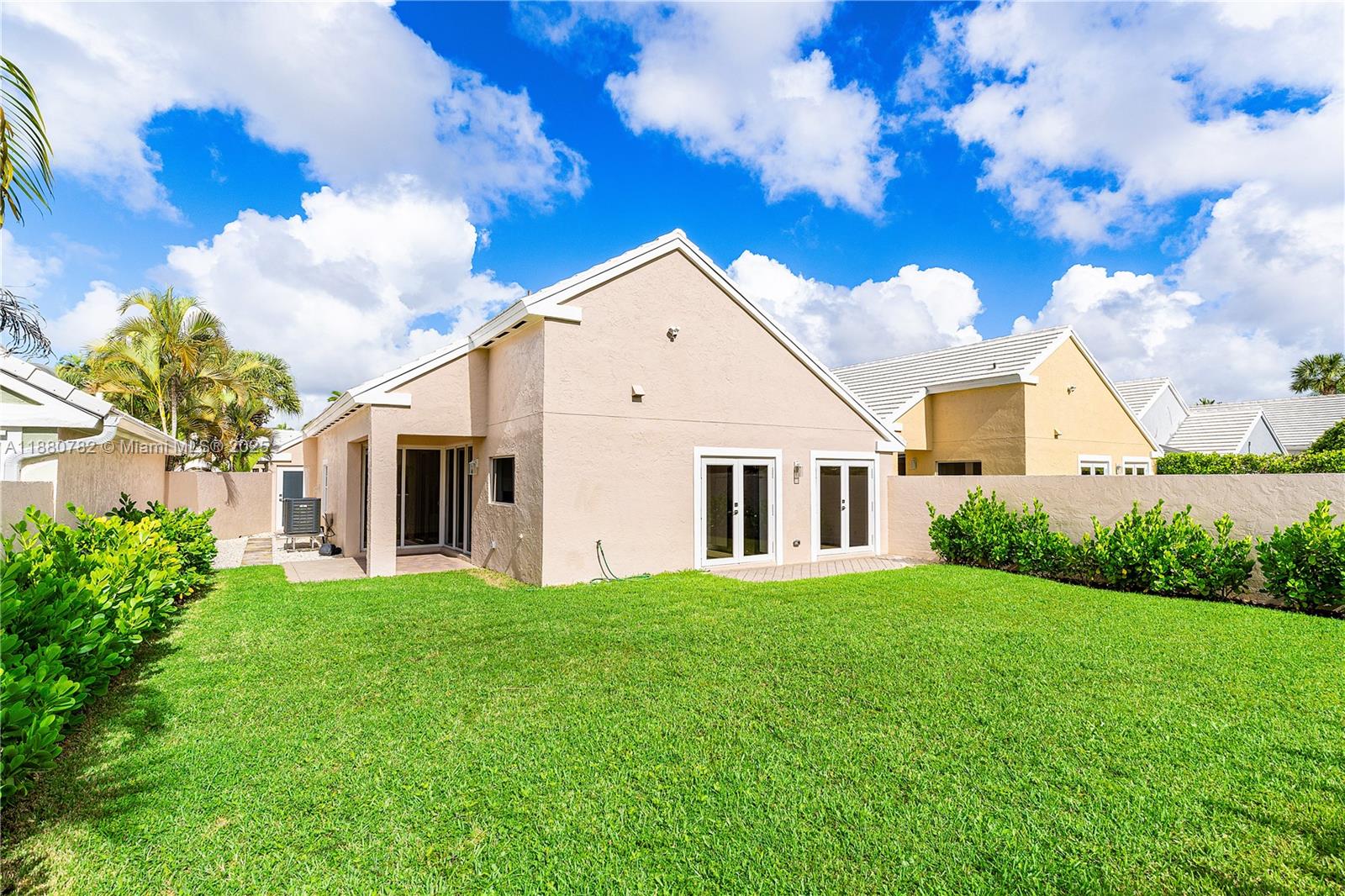 BREAKERS WEST 13 - Residential