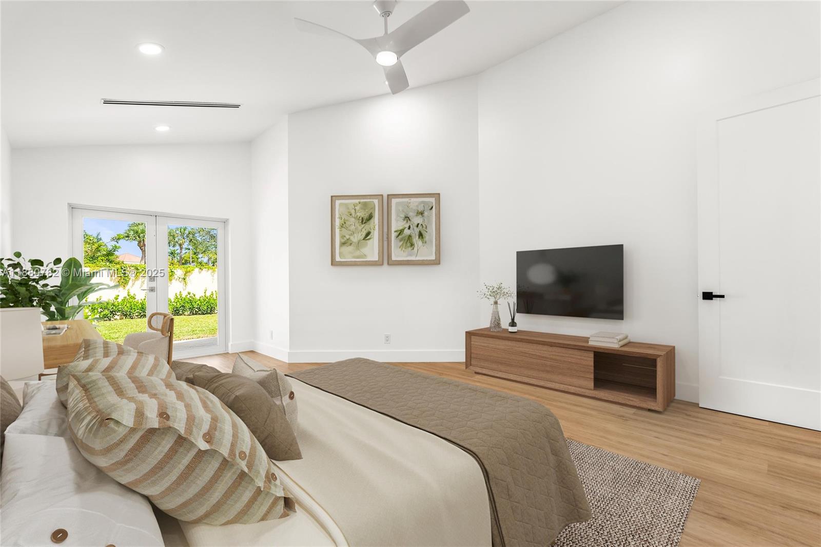 BREAKERS WEST 13 - Residential