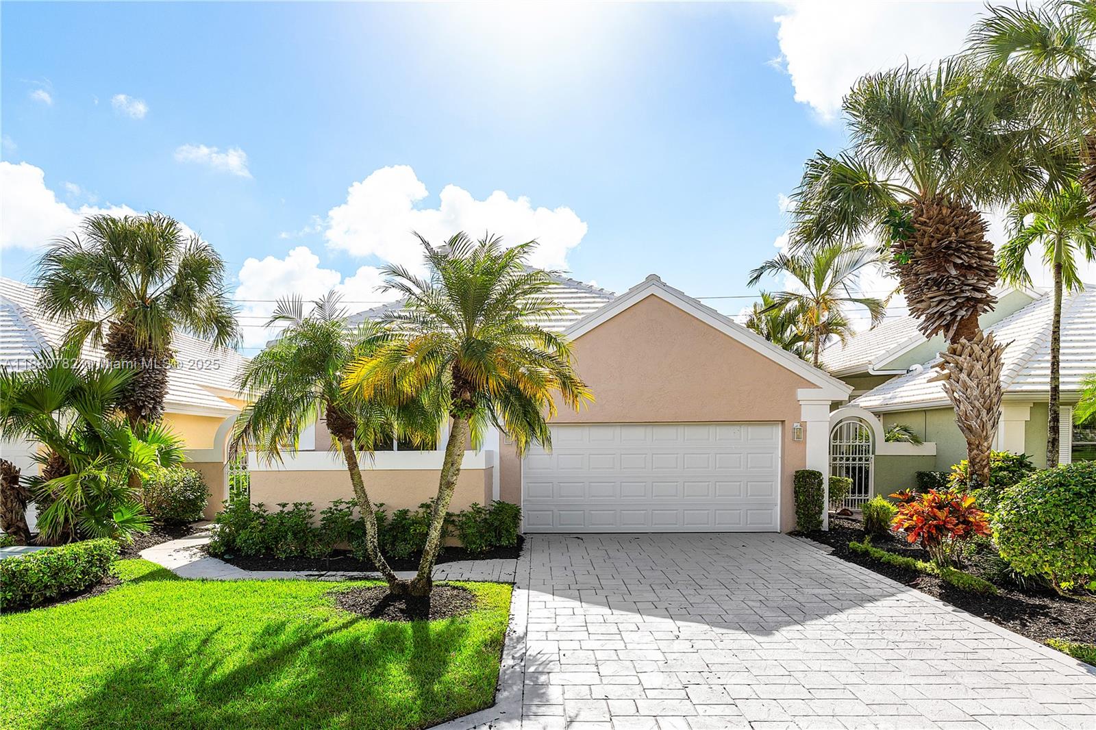 BREAKERS WEST 13 - Residential