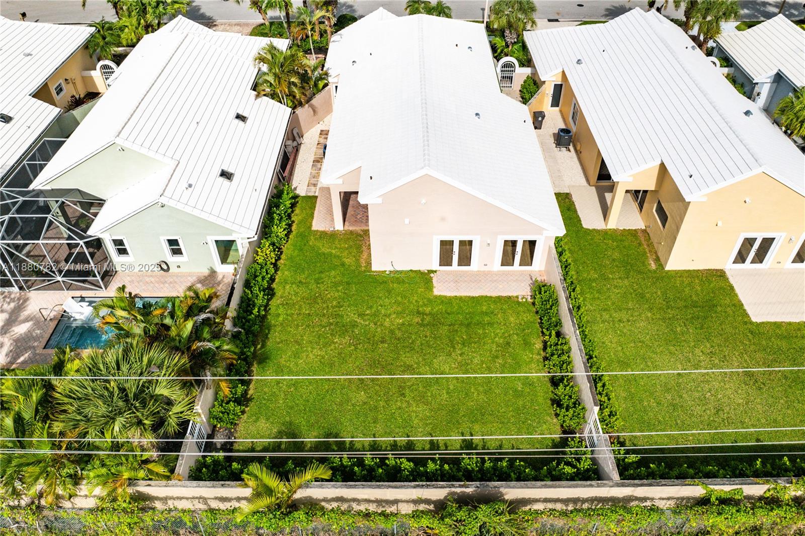 BREAKERS WEST 13 - Residential