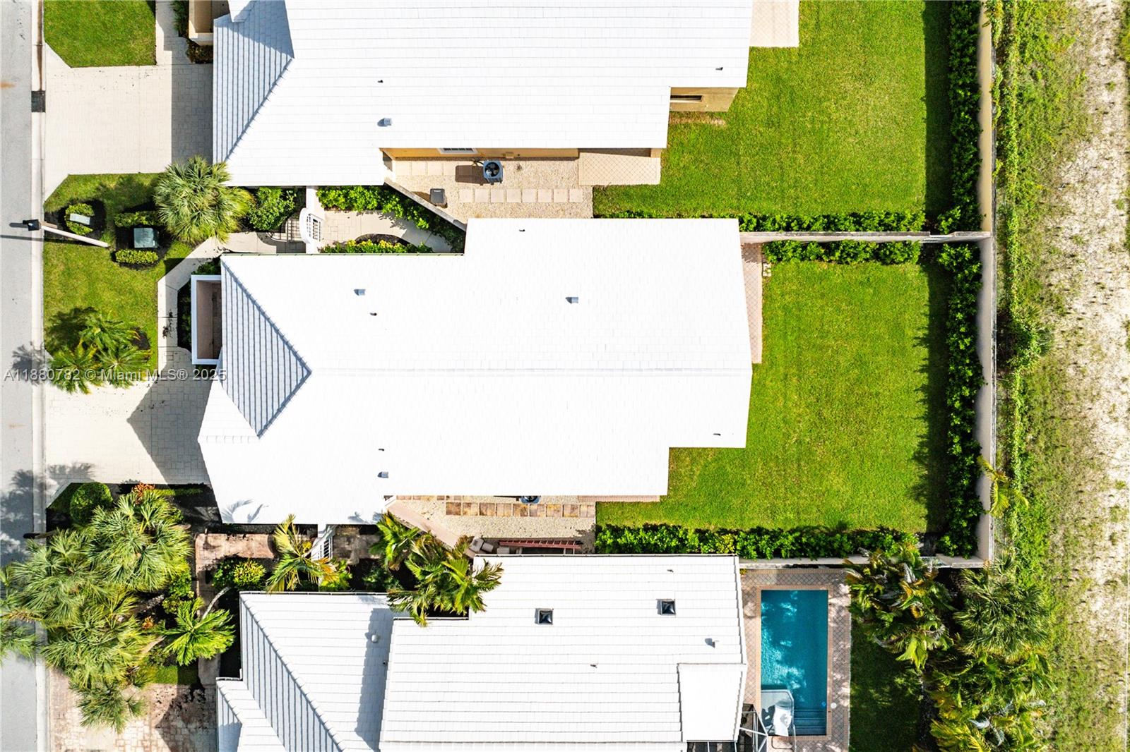 BREAKERS WEST 13 - Residential