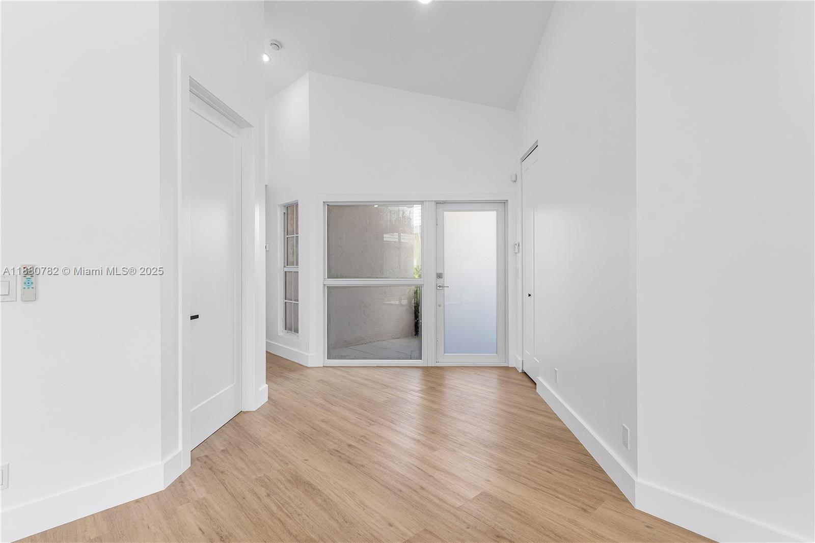 BREAKERS WEST 13 - Residential