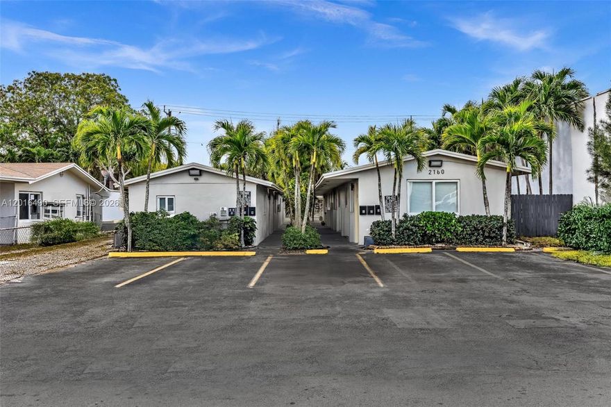 2140-2160, NW 29th St, Fort Lauderdale is an opportunity to own a working 10 unit investment property in a bustling urban-core. Minutes away from downtown Fort Lauderdale and located just off W Oakland Park BLVD and I-95 interchange, this building is just a few steps away from a large shopping Plaza that has everything a tenant needs, from Walmart to restaurants and

more.

The property has 7 units including one 4 bedroom main house, 4 One Bedrooms & 1 Studio all renovated with new vinyl flooring, AC mini-split systems in all units, new stainless-steel appliances and

updated landscaping.

The Property is zoned B-3 which is commercial zoning designation and can redeveloped to 29 residential units using LLA or commercial warehouse.
