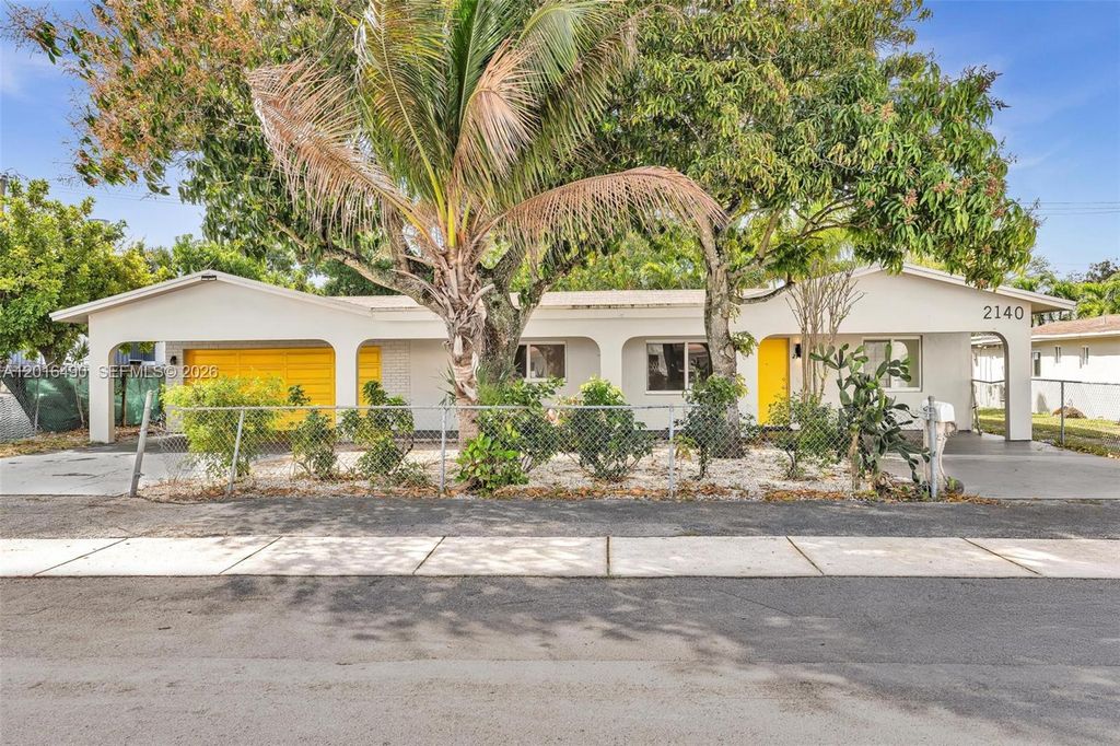 Photo of 2140 NW 29th St, Oakland Park, FL 33311 (MLS # A12016490)