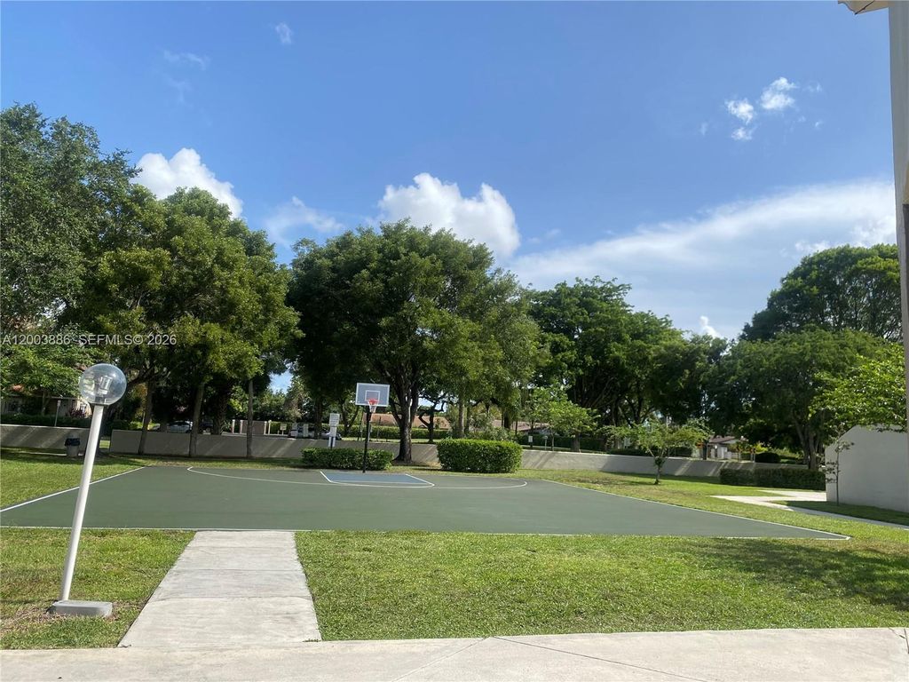 Photo of 514 Gardens Dr #101, Pompano Beach, FL 33069 (MLS # A12003886)