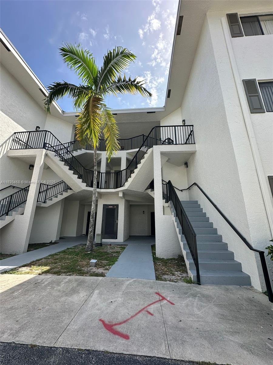 2445 SW 18th Ter 1011