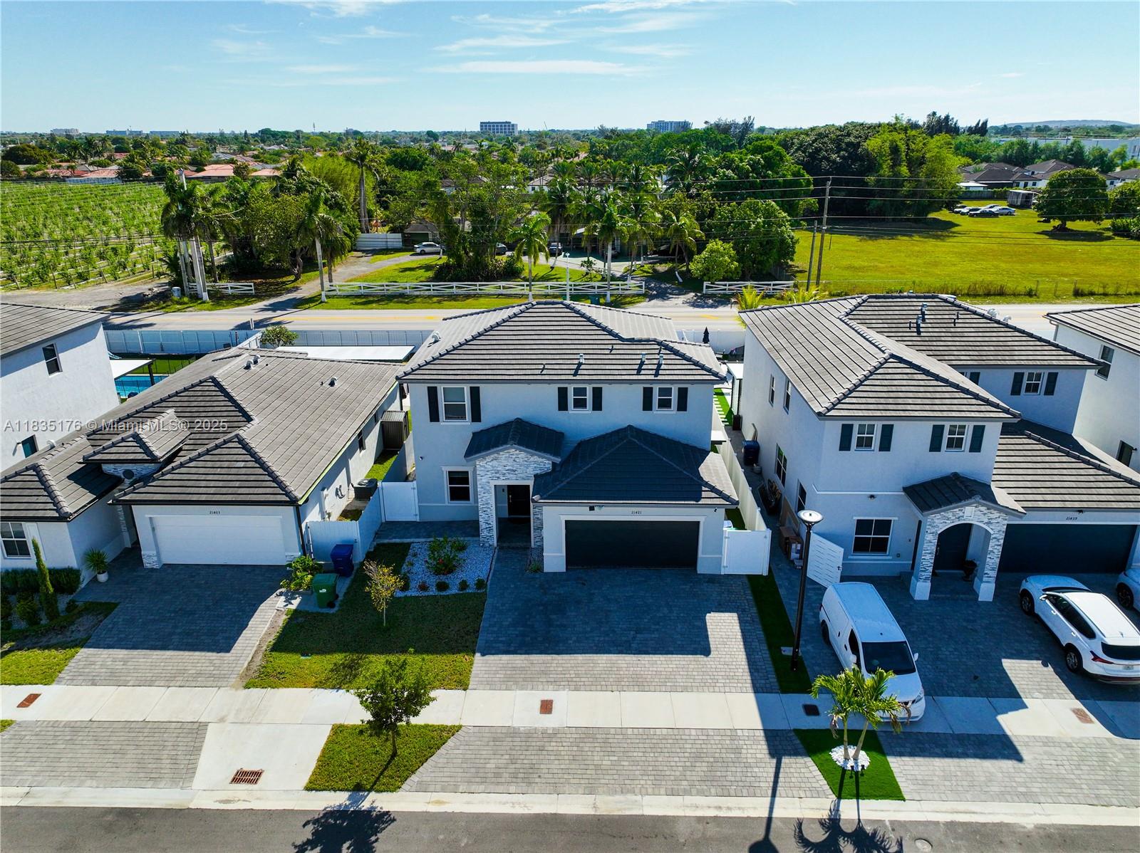 SIENA NORTH - Residential