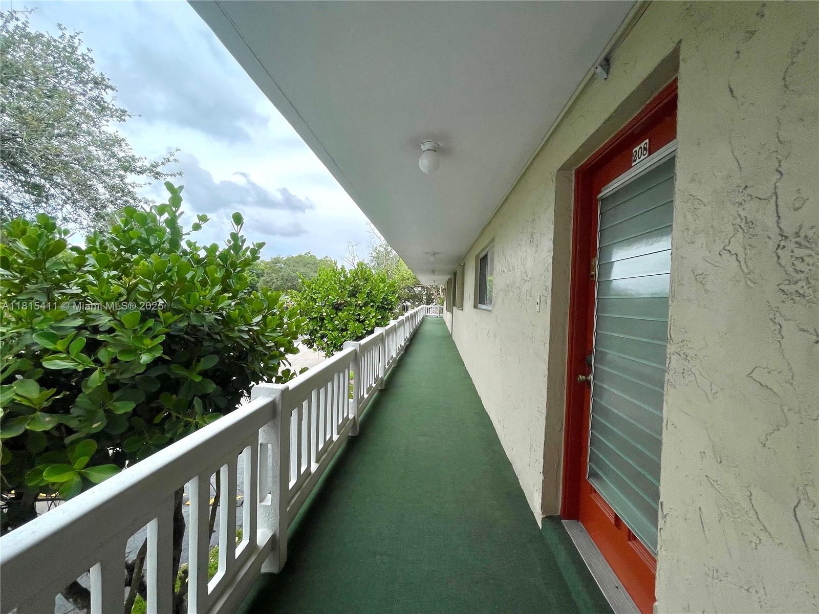 Rental Property at 3571 Inverrary Dr 208, Lauderhill, Miami-Dade County, Florida - Bedrooms: 2 
Bathrooms: 2  - $1,900 MO.