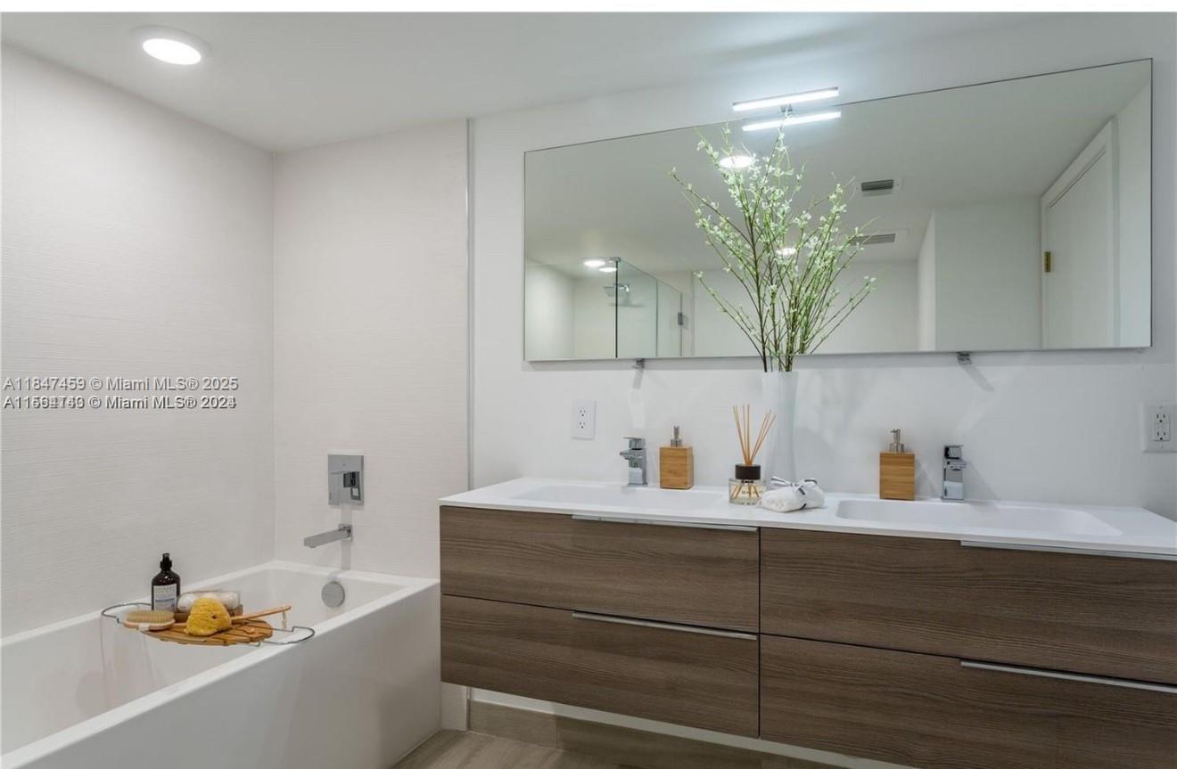 THE IVORY RESIDENCE CONDO - Residential Lease