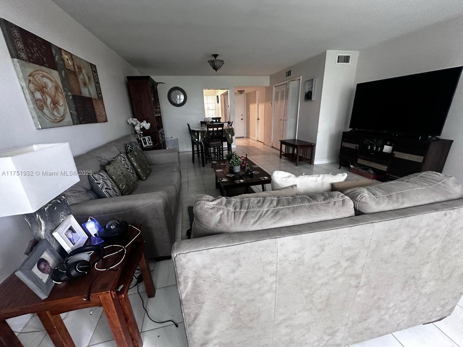 THIRD MOORINGS CONDO - Residential