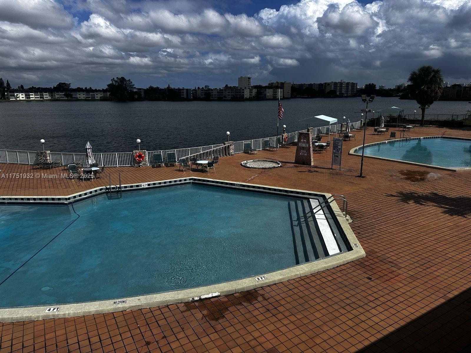 THIRD MOORINGS CONDO - Residential