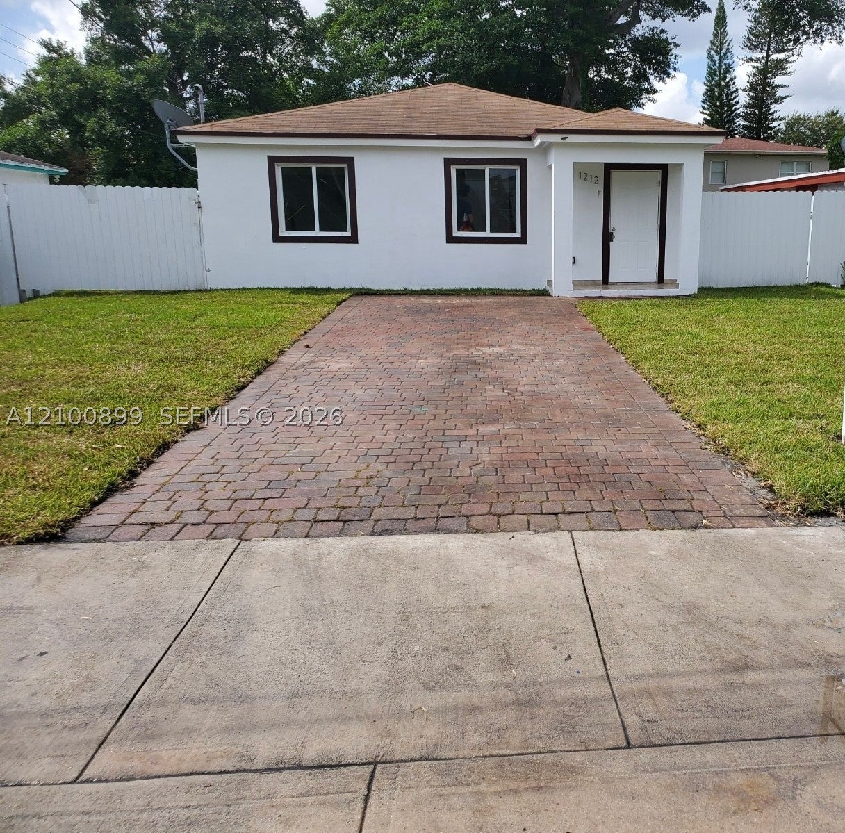 1212 NW 71st St, Miami FL 33147