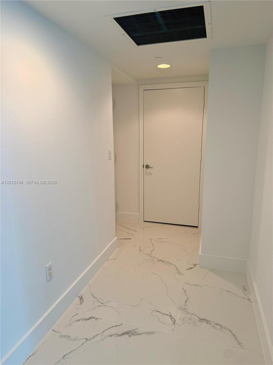 500 BRICKELL WEST CONDO - Residential Lease