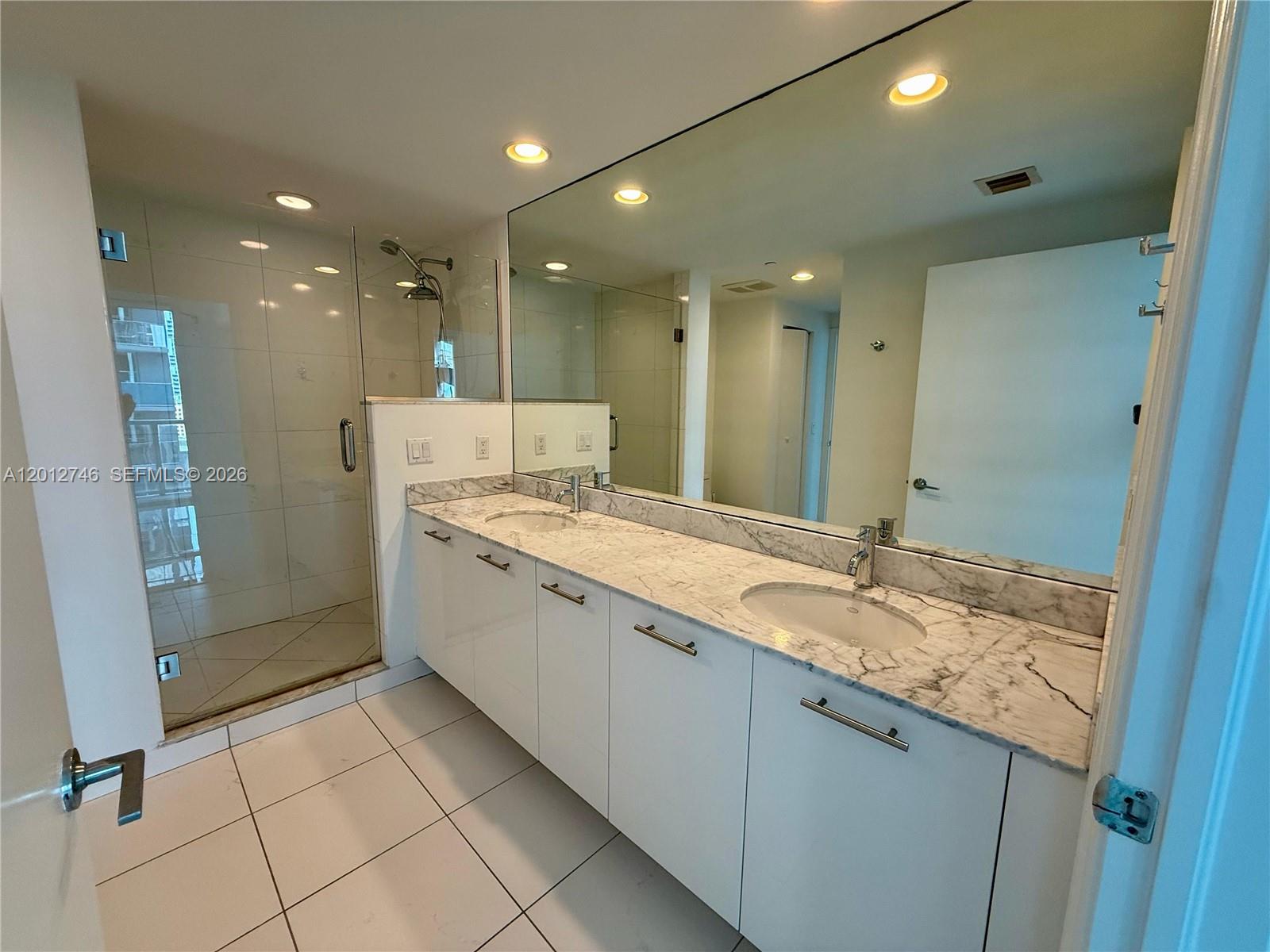 500 BRICKELL WEST CONDO - Residential Lease