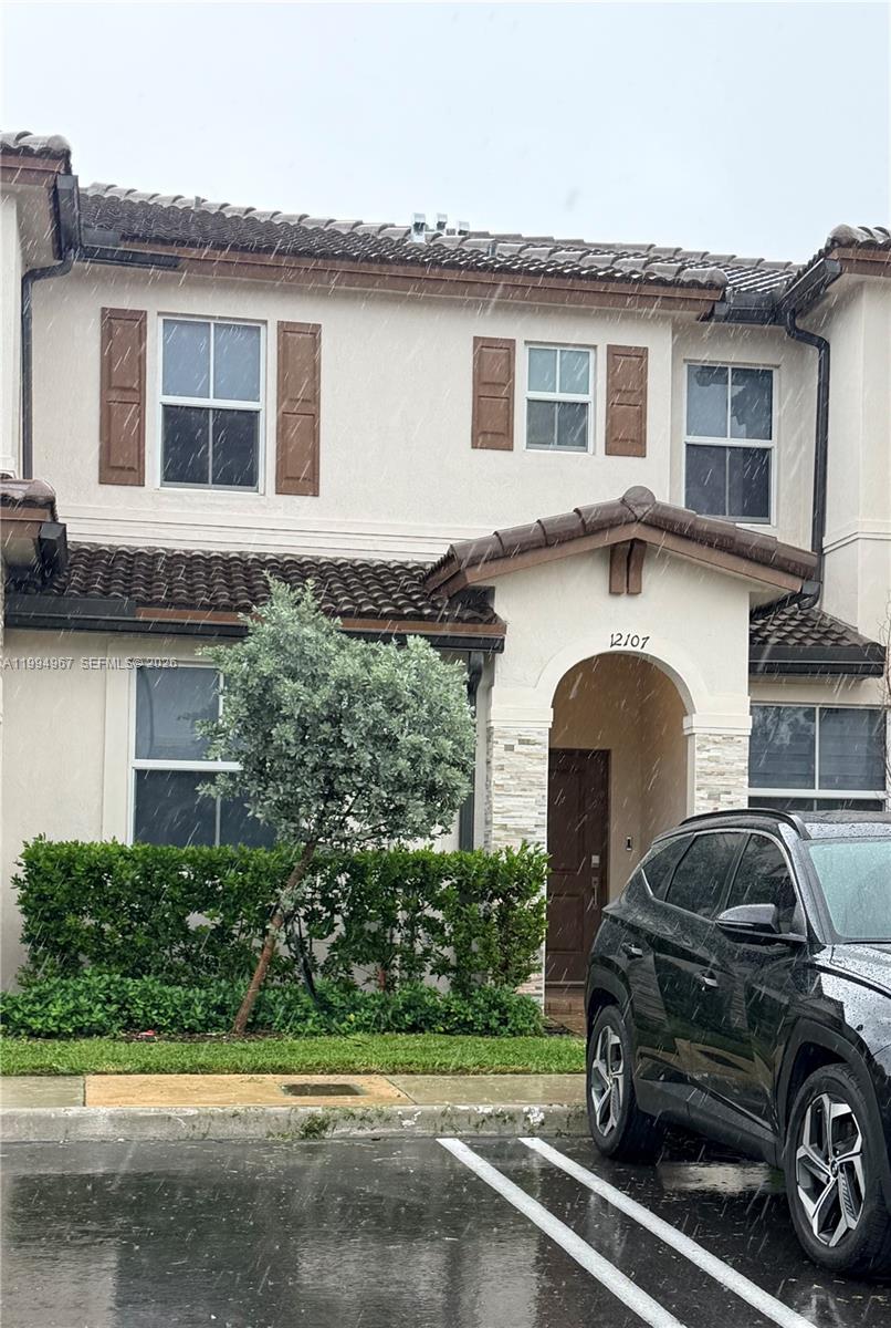 GOLF PARK SEC 1 - Residential Lease