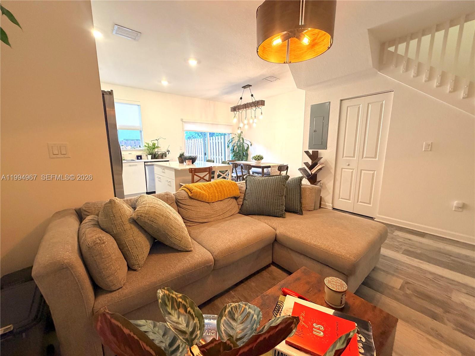 GOLF PARK SEC 1 - Residential Lease