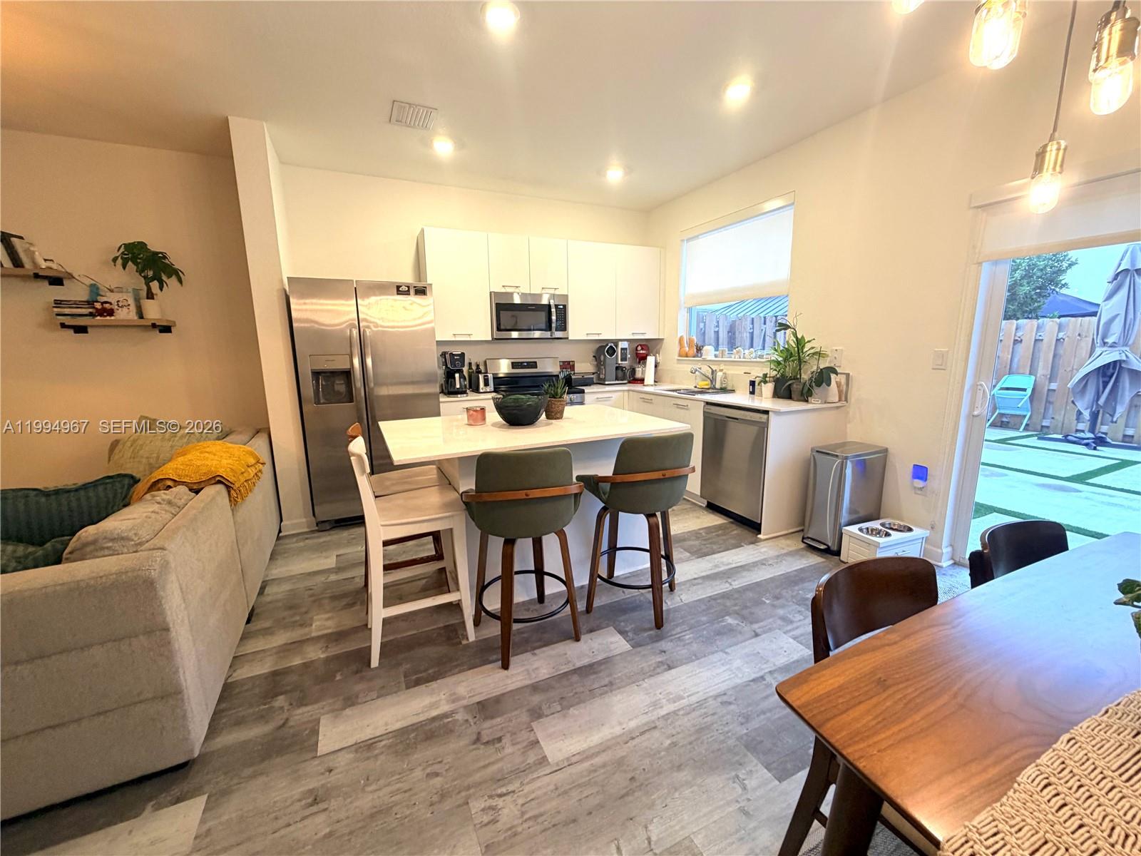 GOLF PARK SEC 1 - Residential Lease