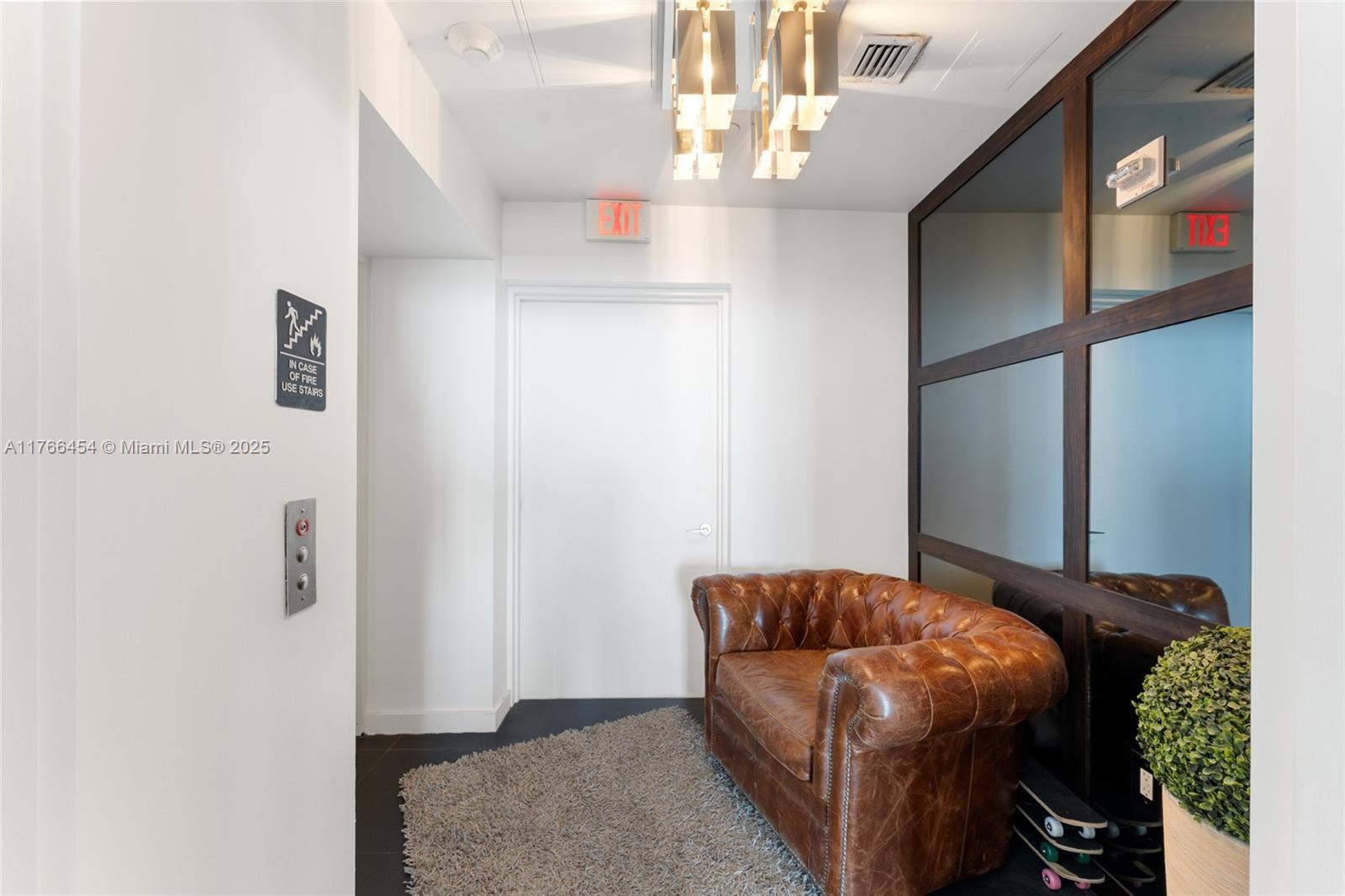 2020 N Bayshore Dr 1207