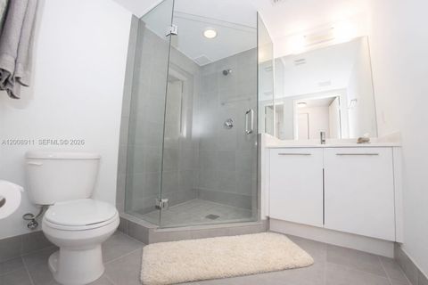 Tiny photo for 92 SW 3rd St #2510, Miami, FL 33130 (MLS # A12008911)