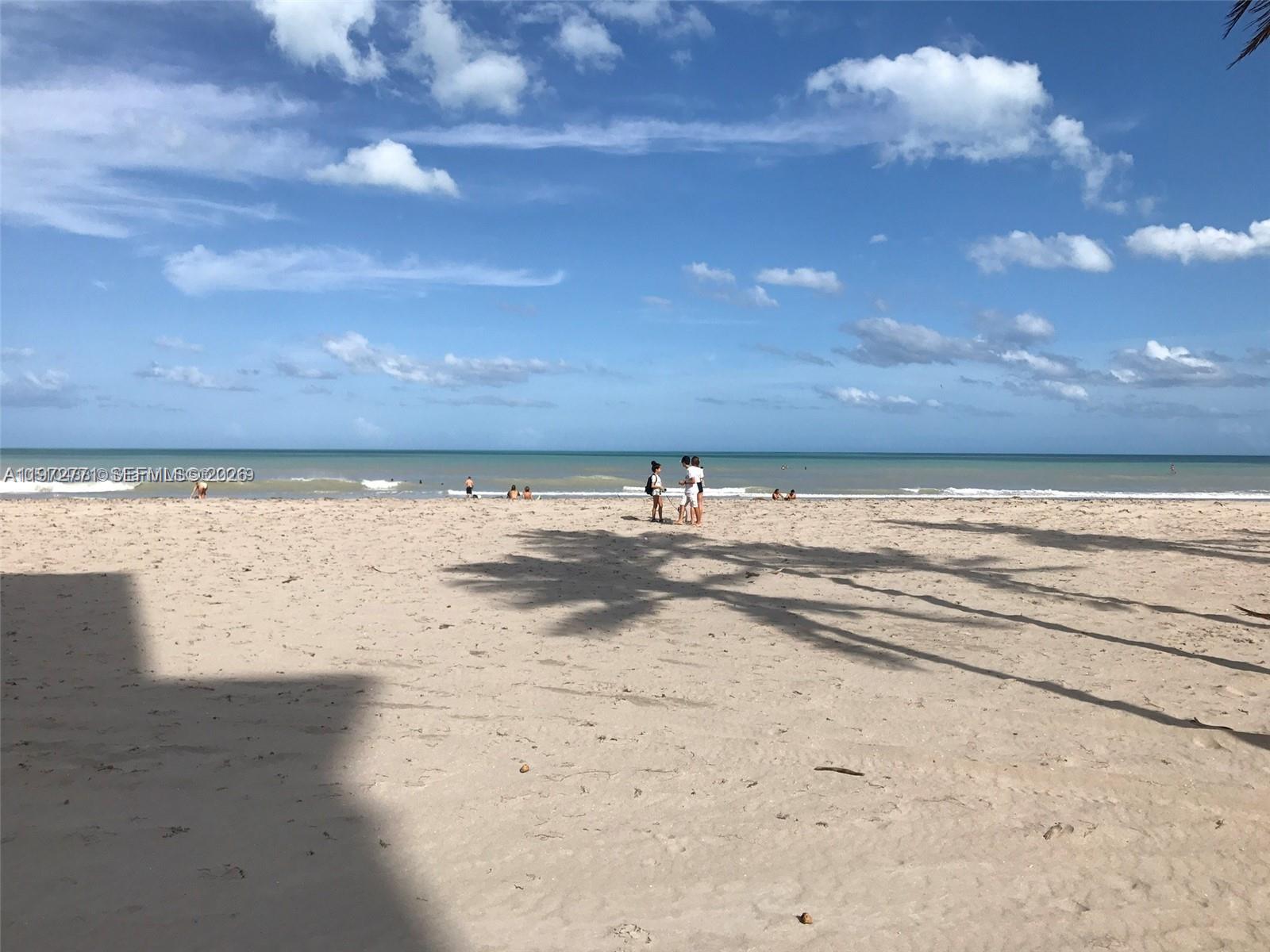 WARRENTON HOUSE CONDO - Residential