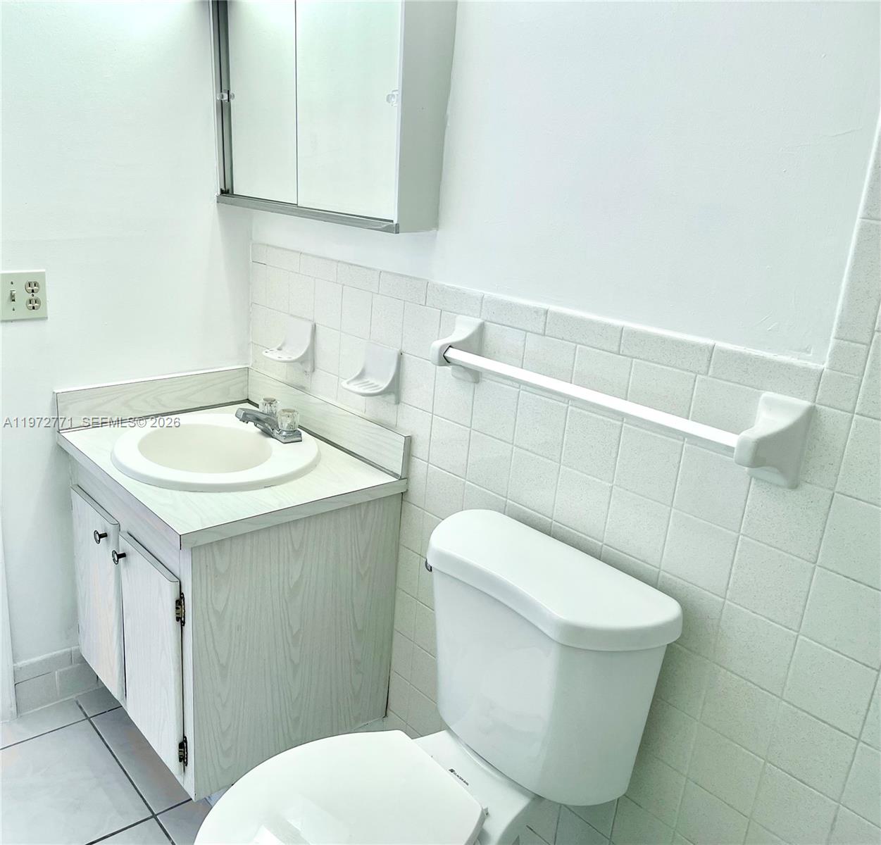 WARRENTON HOUSE CONDO - Residential