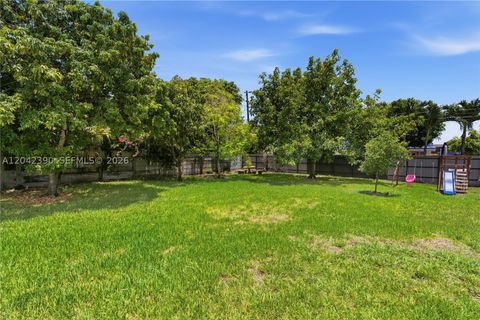 Tiny photo for 8197 W 14th Ct, Hialeah, FL 33014 (MLS # A12042390)