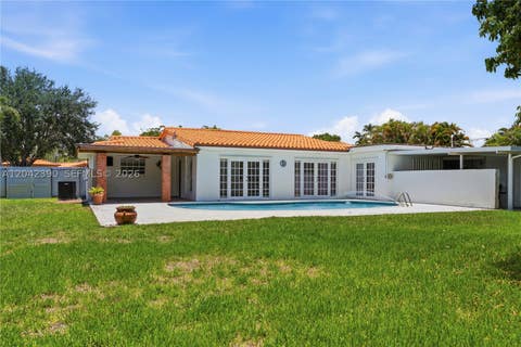 Tiny photo for 8197 W 14th Ct, Hialeah, FL 33014 (MLS # A12042390)