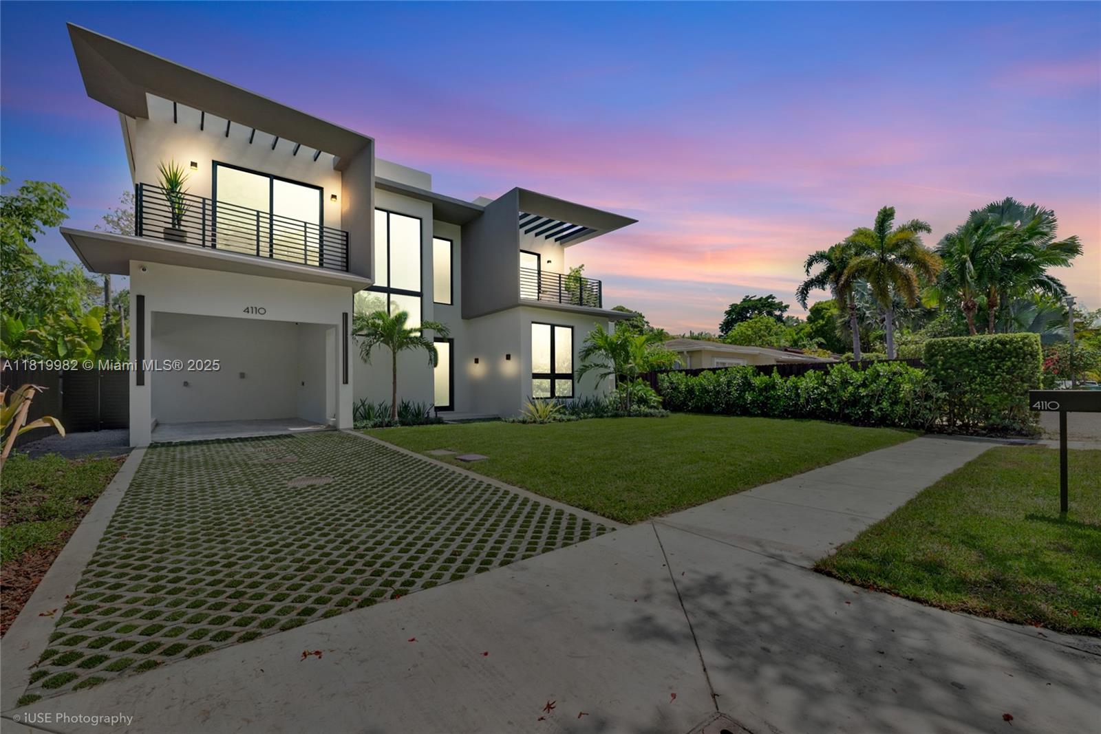 Property for Sale at 4110 Park Ave, Miami, Broward County, Florida - Bedrooms: 5 
Bathrooms: 5  - $6,100,000