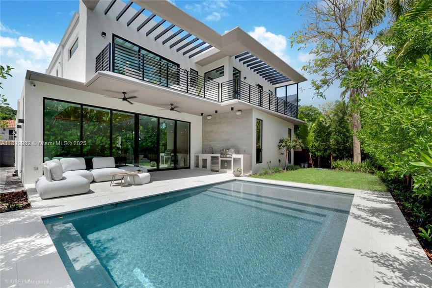 New price! VERY SPACIOUS, high ceilings, open floor plan, Move-In Ready. Brand-new modern construction in the heart of Coconut Grove on a quiet street. Enjoy expansive open spaces, clean lines, luxe textures, and natural light at every turn. Excellent layout with four en suite bedrooms upstairs, including a primary suite, and a 5th bedroom downstairs. The primary suite offers a private terrace and a spa-like bathroom with a massive walk-in closet. Covered terrace with salt pool and integrated summer kitchen elevates the living experience. Available furnished. Just bring your suitcase. Your Coconut Grove, Miami dream home!