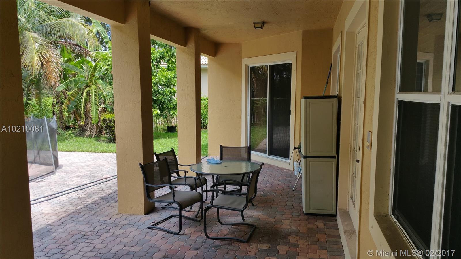 Isles At Weston 171-40 B - Residential