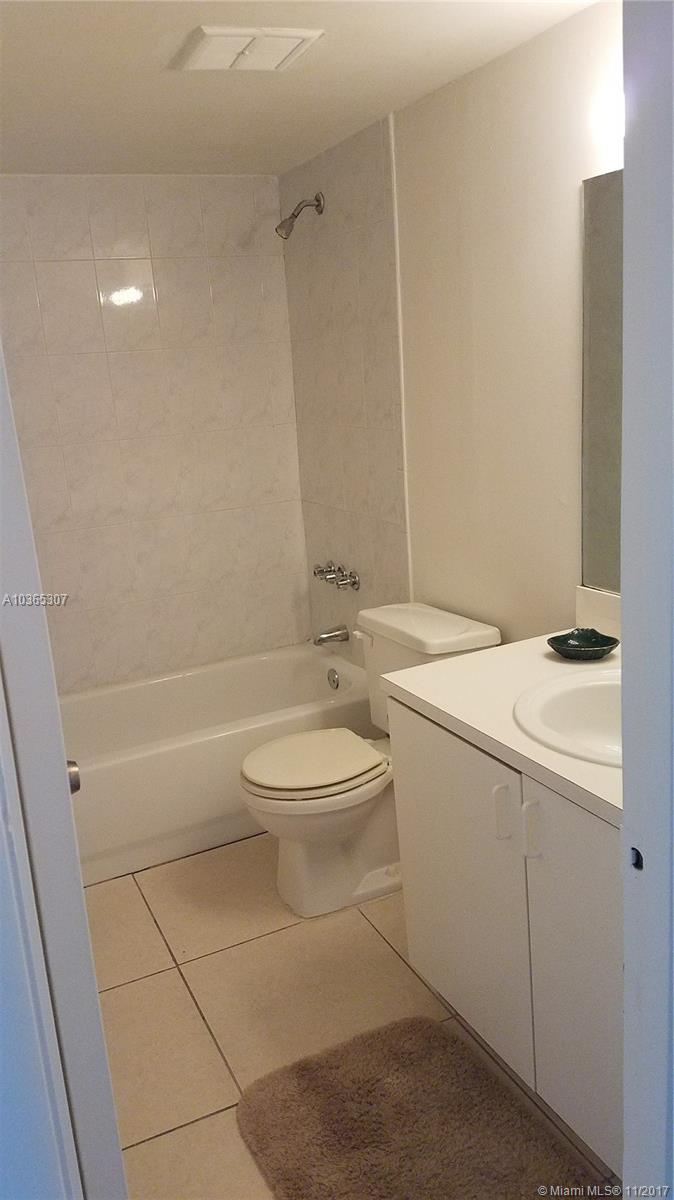 LAKEVIEW GARDENS CONDO - Residential