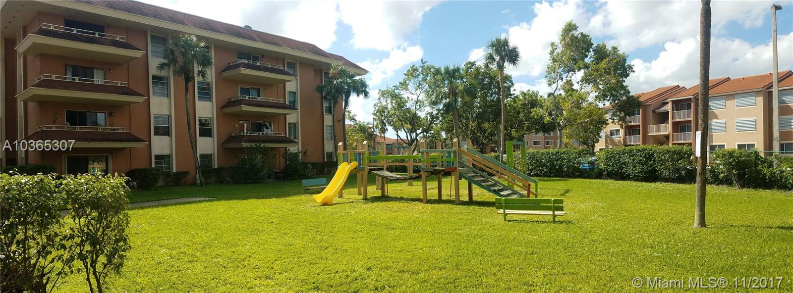 LAKEVIEW GARDENS CONDO - Residential