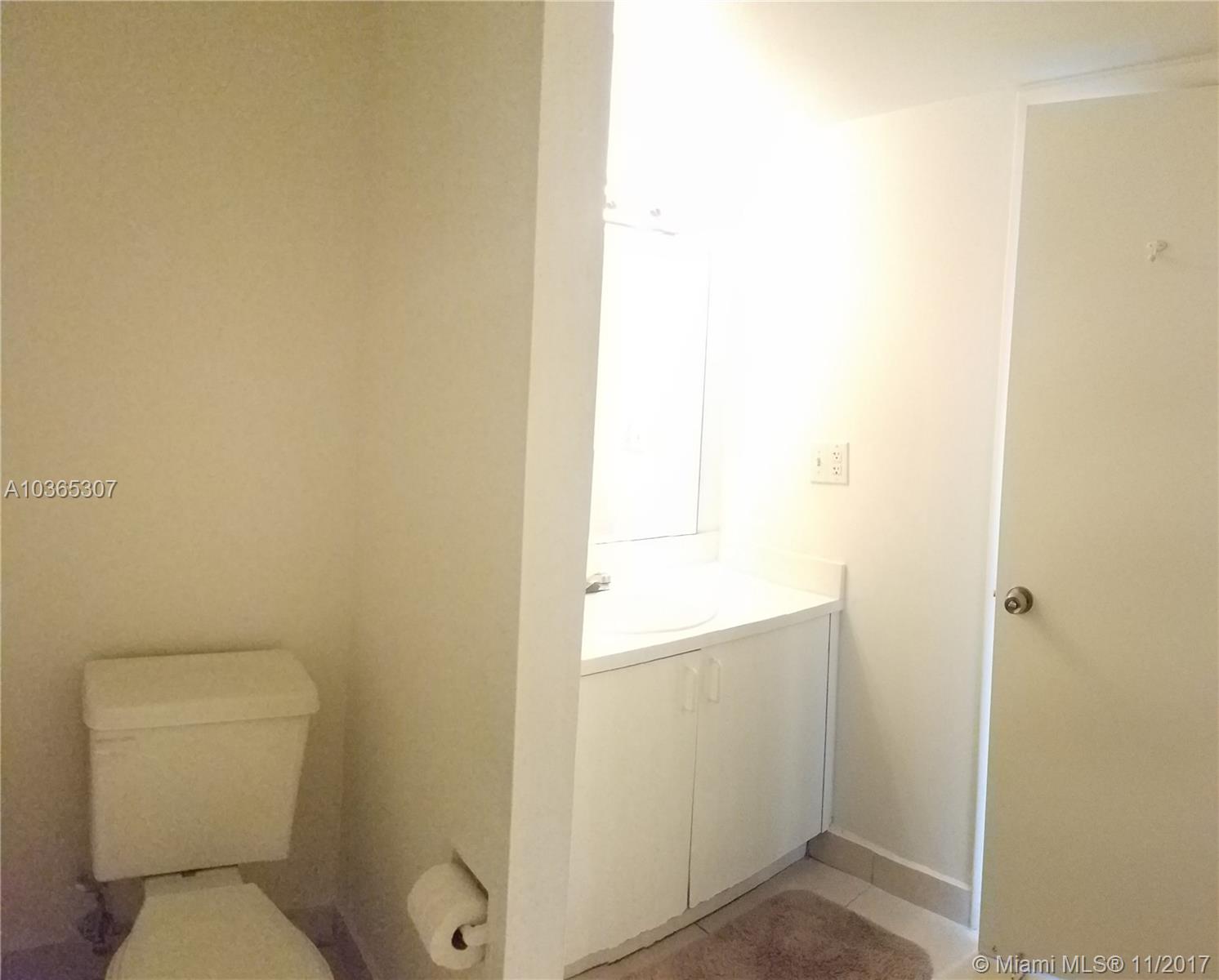 LAKEVIEW GARDENS CONDO - Residential