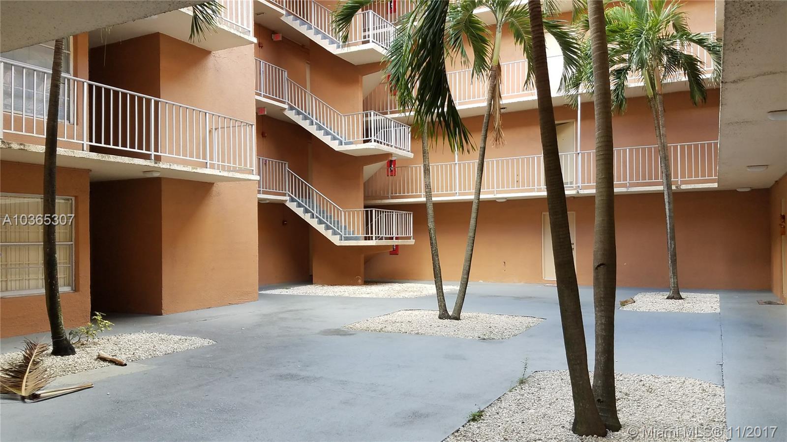 LAKEVIEW GARDENS CONDO - Residential