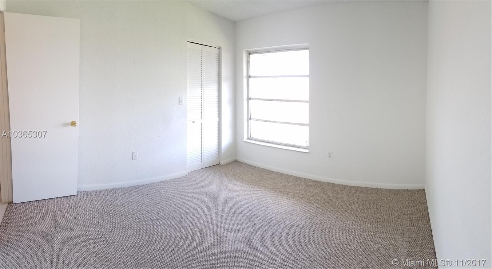 LAKEVIEW GARDENS CONDO - Residential