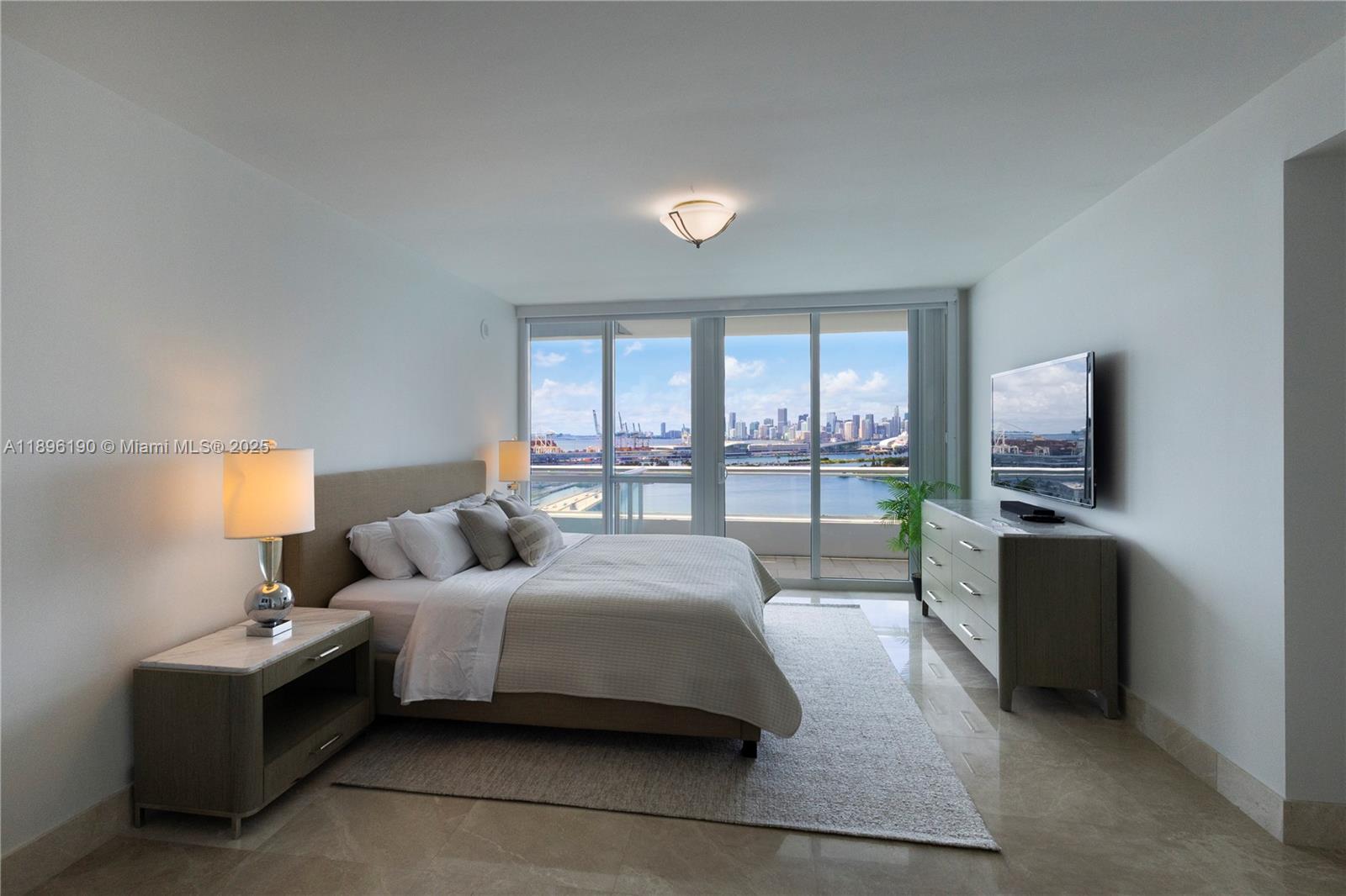 THE BENTLEY BAY CONDO - Residential Lease