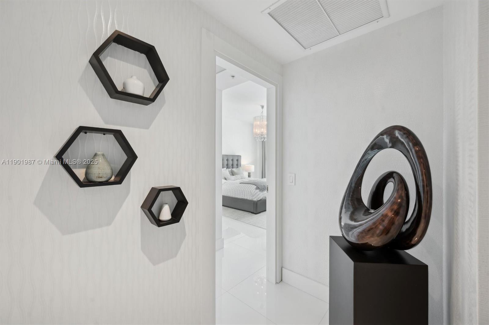 NORTH CARILLON BEACH COND - Residential