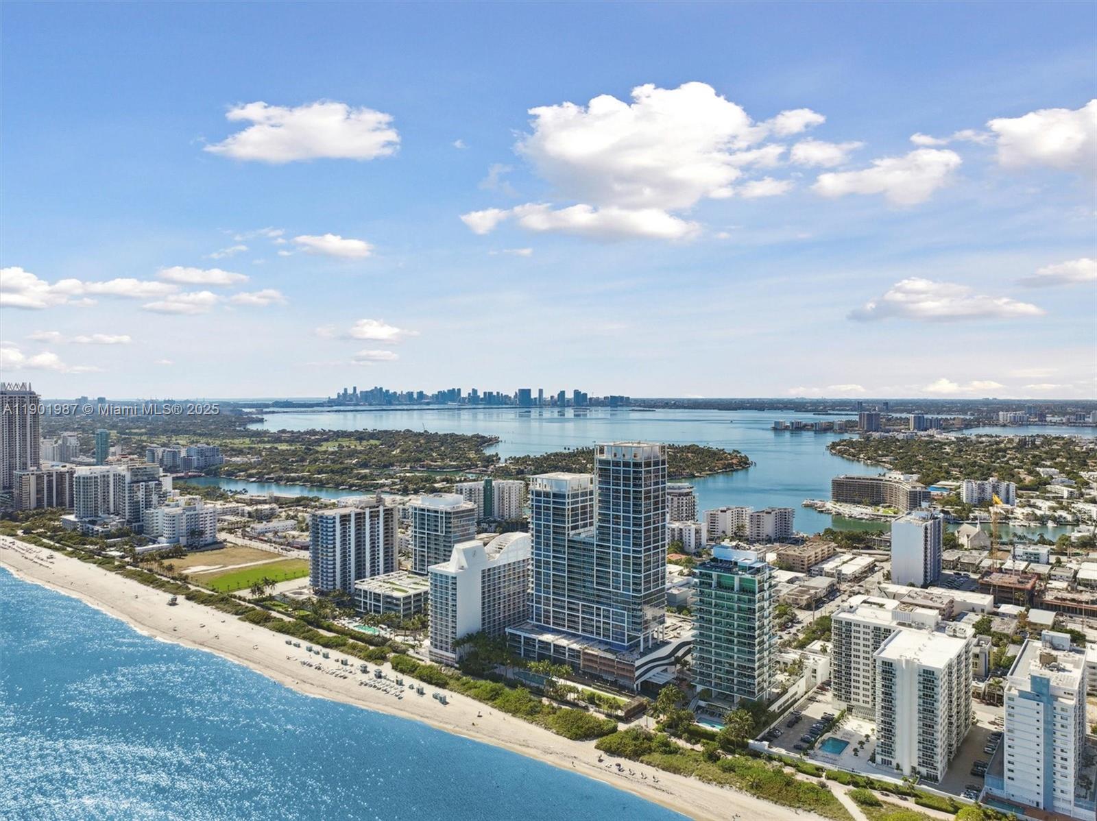 NORTH CARILLON BEACH COND - Residential