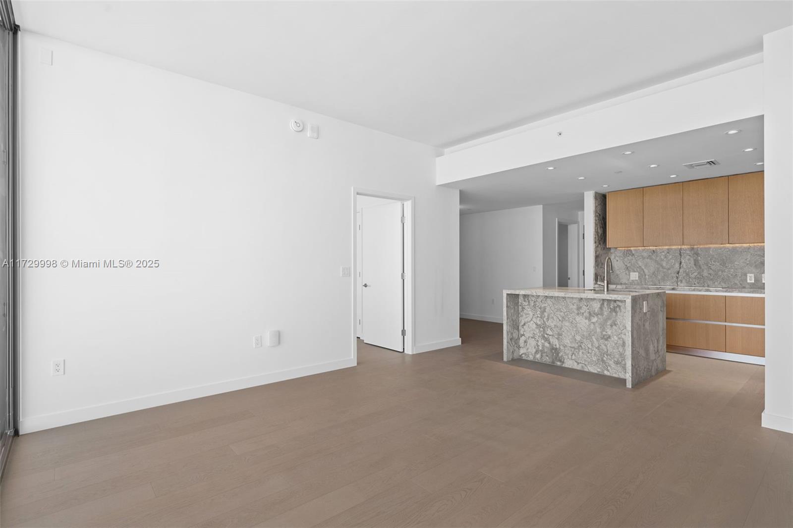 500 Alton Rd 3704