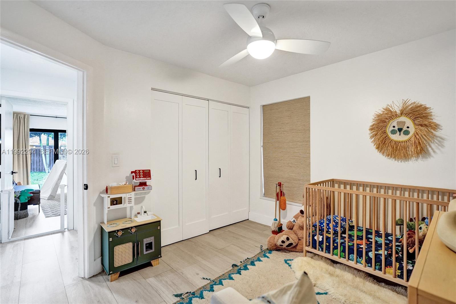 COUNTRY ADDRESS - Residential