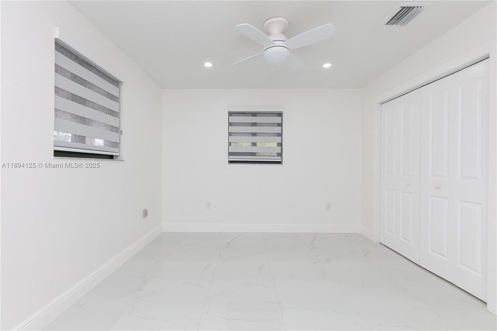 ENGLEWOOD - Residential Lease