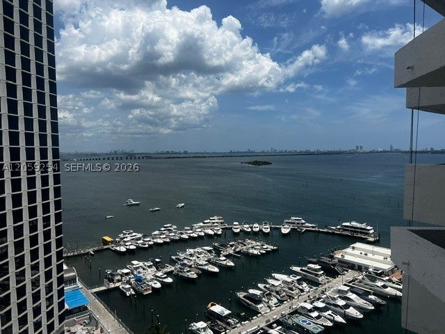 555 NE 15th St 20E