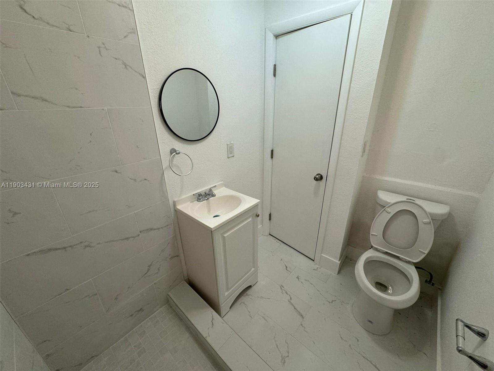 NORMANDY PARK - Residential Lease